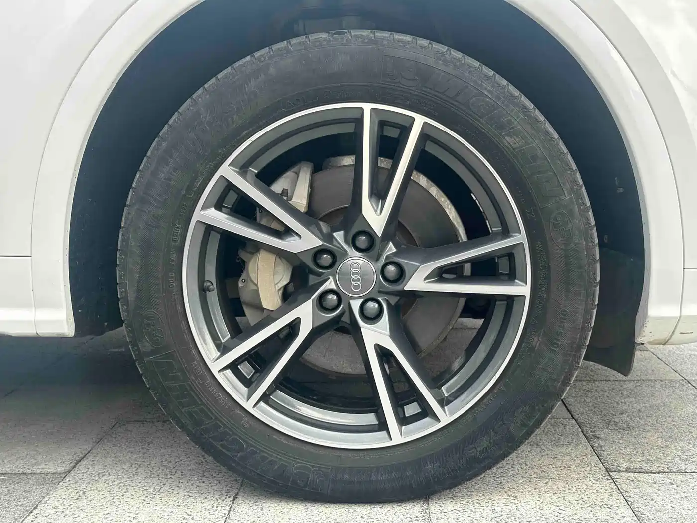Audi Q5L 2018 2018 40 TFSI Prestige Fashion (China V)
