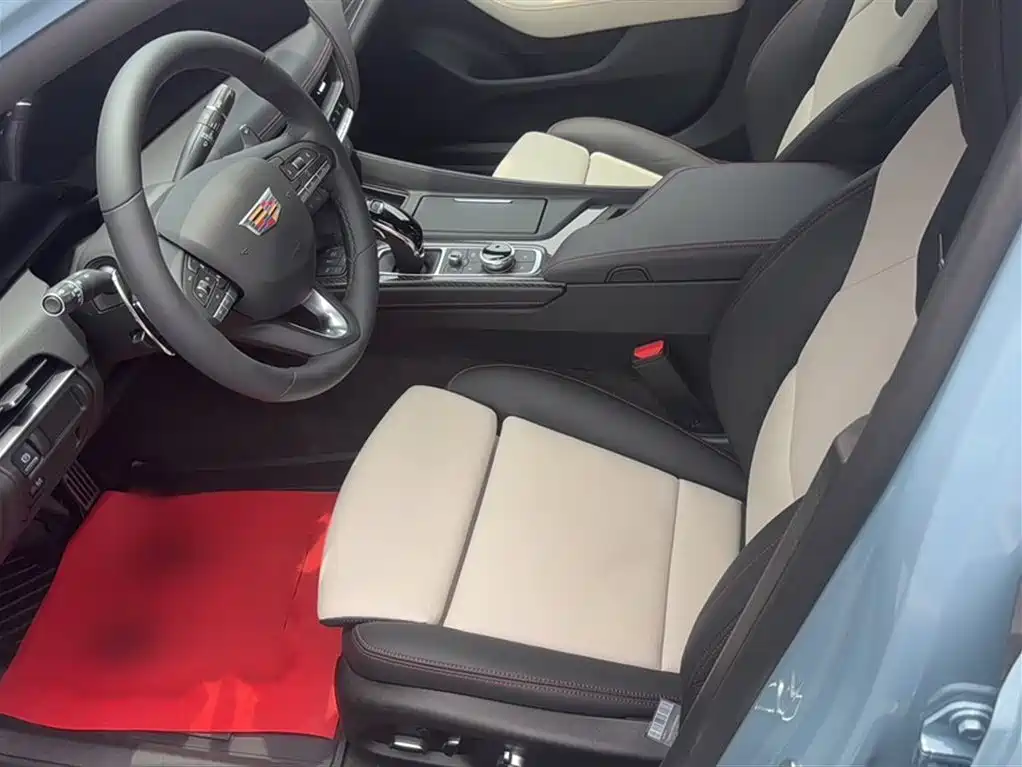 Cadillac CT5 2025 Model 28T Track Performance Edition + Peak Track Package фото 14