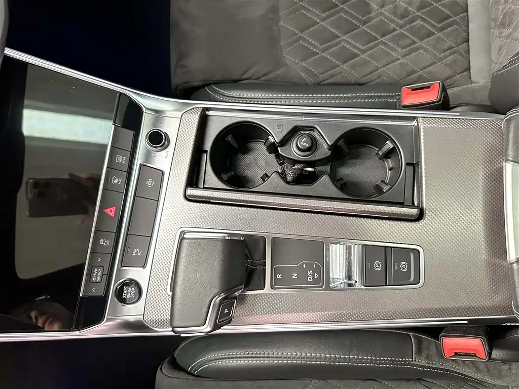Audi A6L 2021 55 TFSI quattro Premium Dynamic фото 12