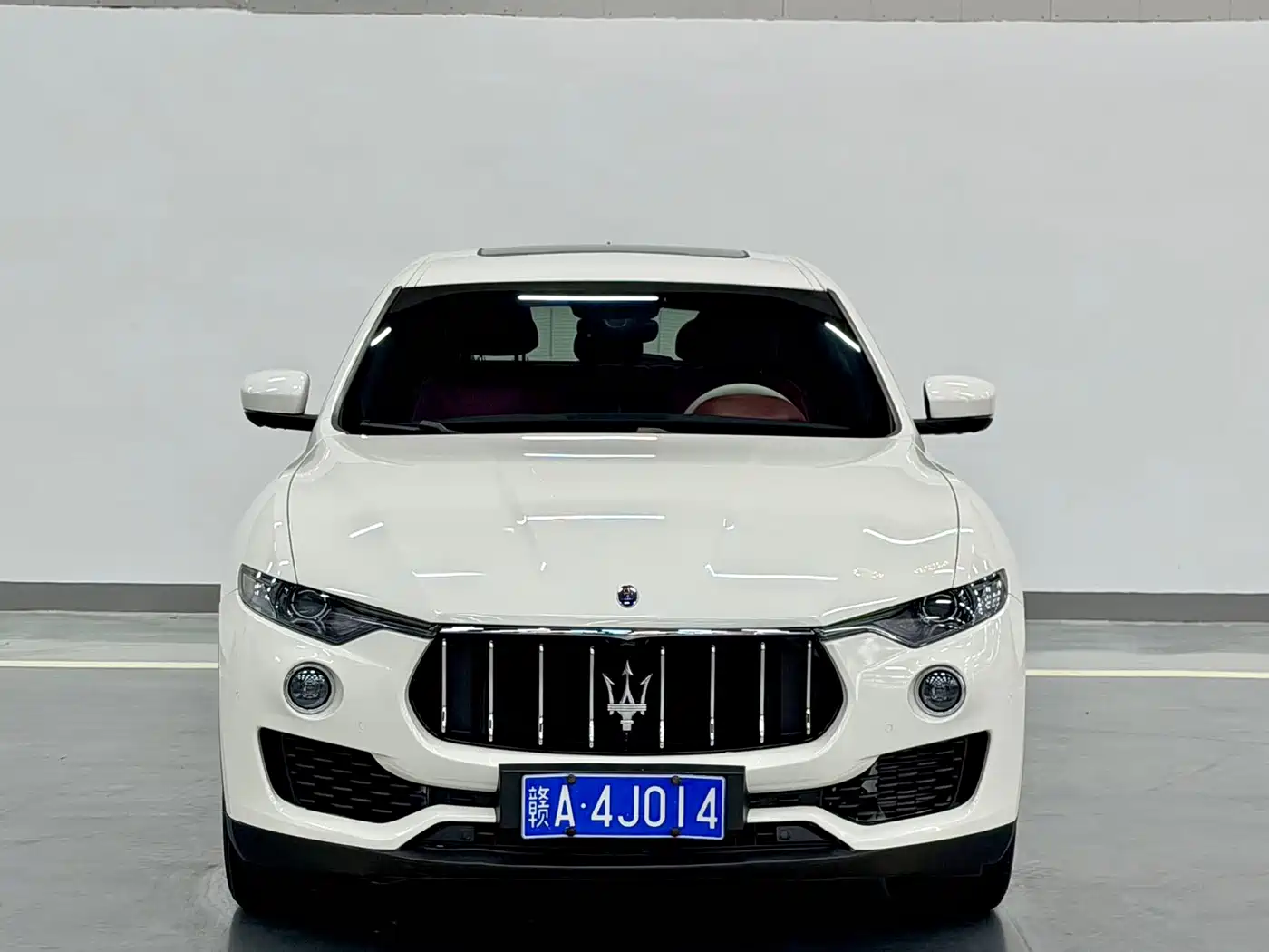 Фото 2 - Maserati Levante