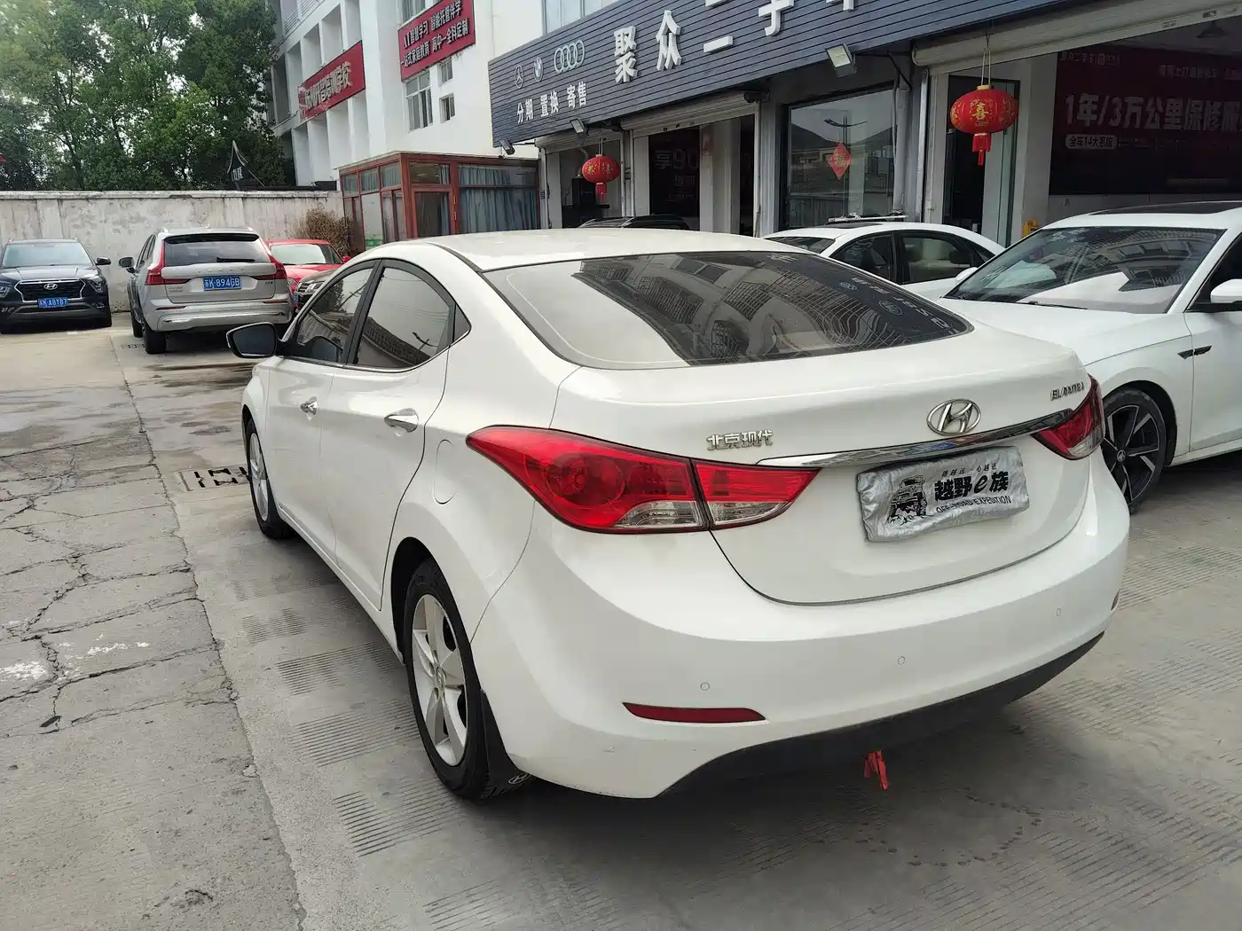Hyundai Langdong 2012 1.6L Manual Fashion фото 3