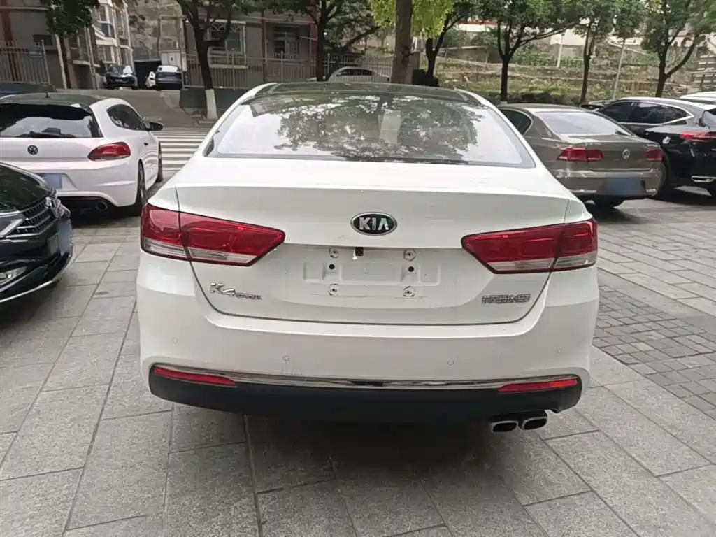 Kia K4 2015 1.8L Automatic GLS Special фото 6