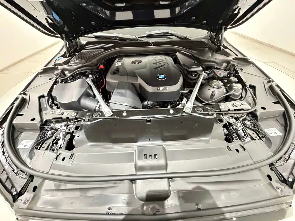 BMW 5 Series 2026 2026 530Li Exclusive M Sport Package