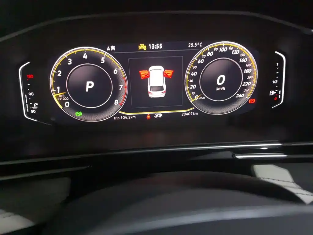 Фото 8 - Volkswagen Tiguan L