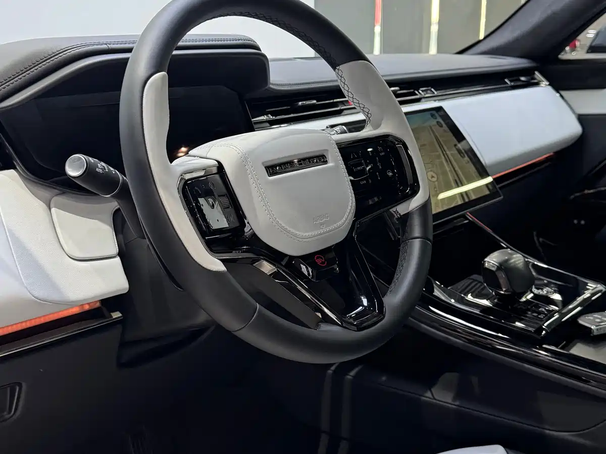 Photo 23 - Land Rover Range Rover Sport