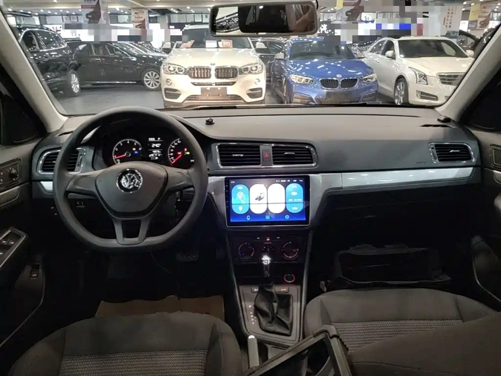 Volkswagen Lavida 2017 1.6L Automatic Trend Edition фото 10