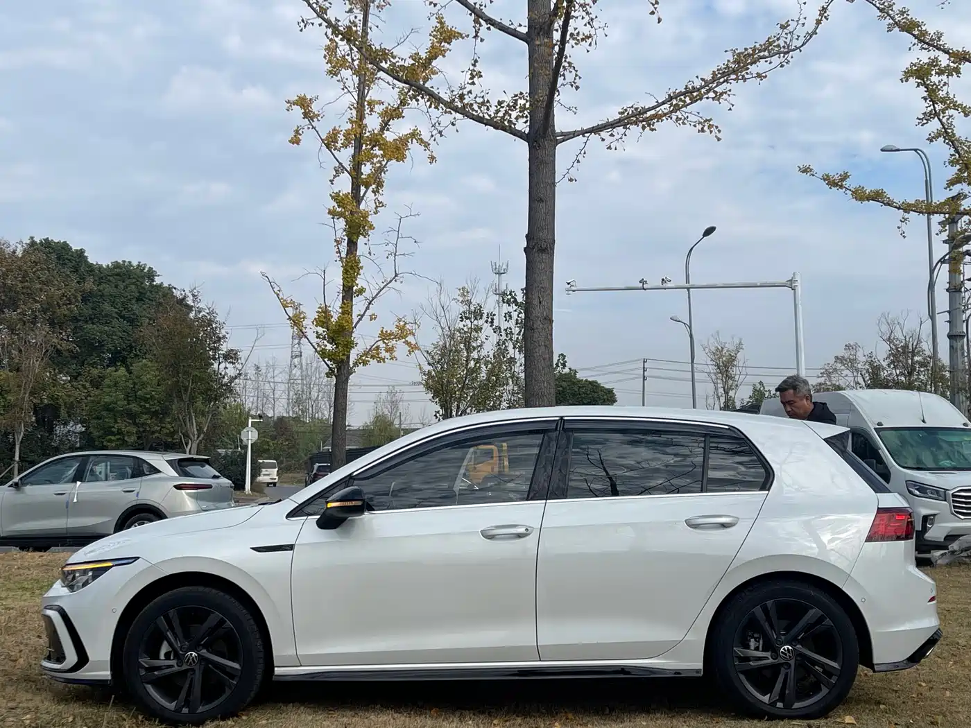 Volkswagen Golf 2021 280TSI DSG R-Line фото 9