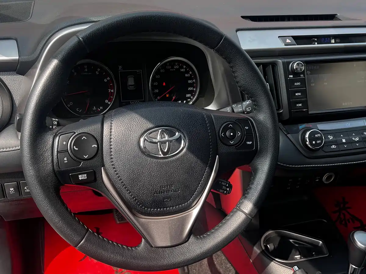 Toyota RAV4 Rongfang 2016 2.0L CVT 2WD Smart (China V) фото 10