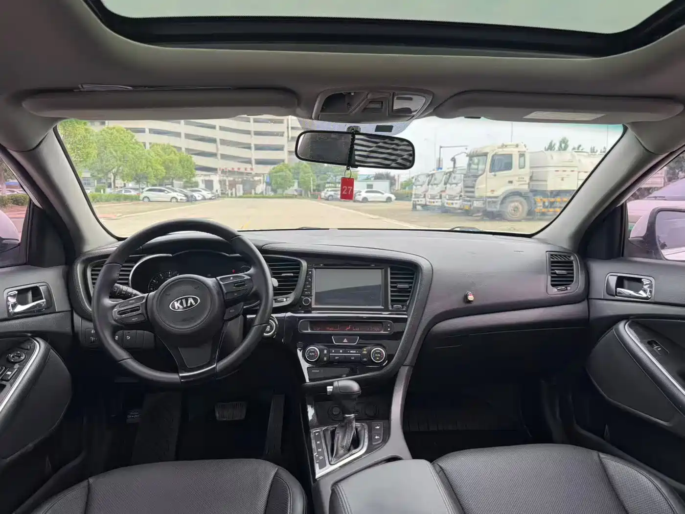 Kia K5 2014 2.0L Automatic LUXURY фото 20