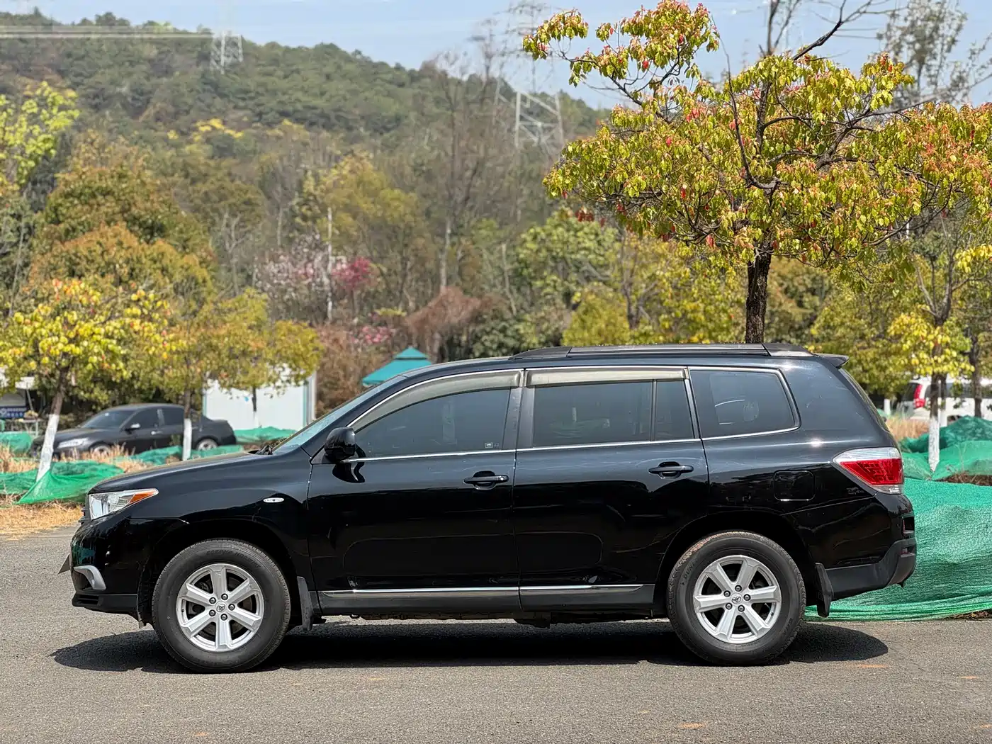 Toyota Highlander 2012 2.7L 2WD 7-Seat Elite фото 3