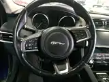 Photo 11 - Jaguar F-PACE