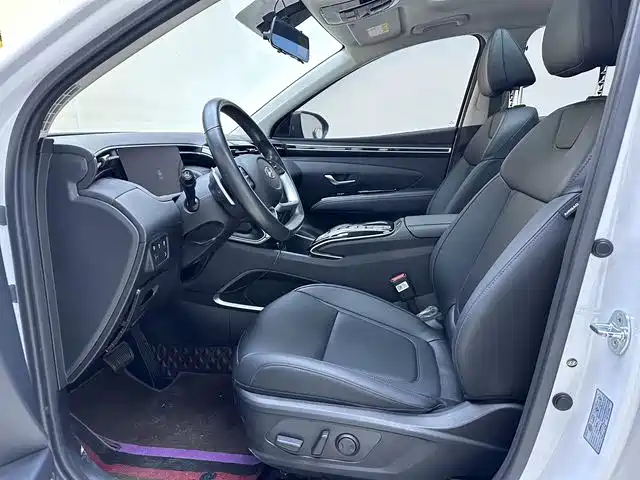 Hyundai Tucson 2021 Tucson L 1.5T DCT LUX Premium фото 12