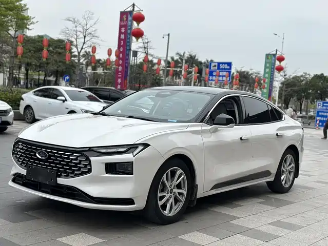 FORD MONDEO 2023