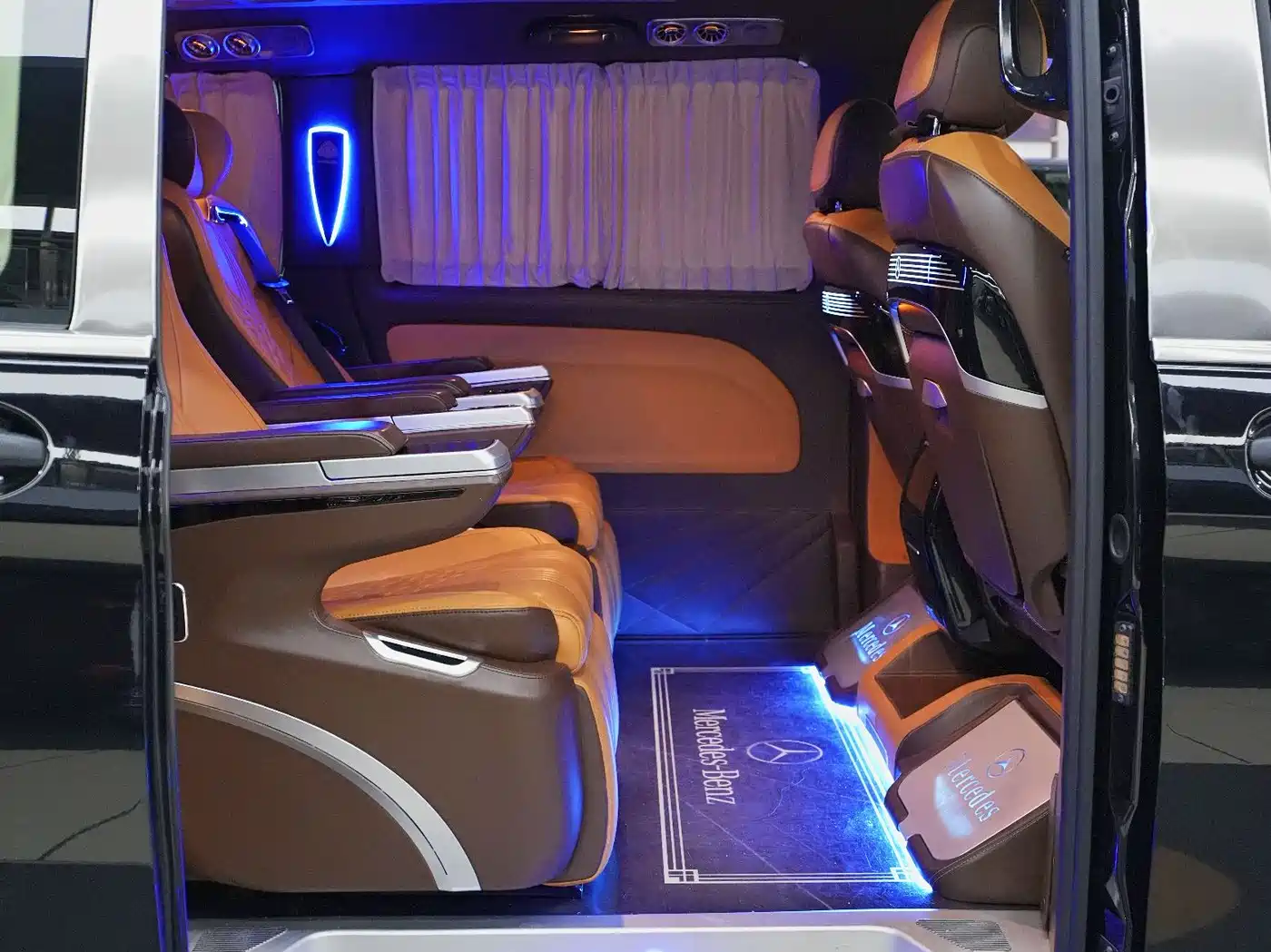 Mercedes-Benz Vito 2021 2.0T Elite 7-Seater фото 18