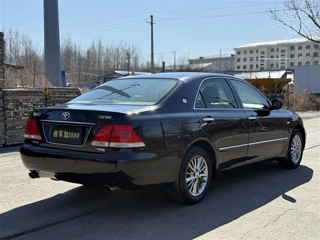 Toyota Crown 2006 2.5L Royal Leather Edition фото 8