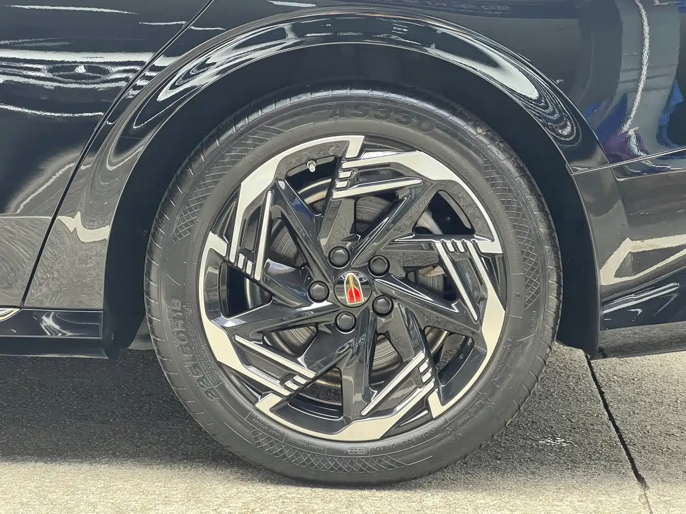 Hongqi H6 2023 2023 2.0T Elegance Edition