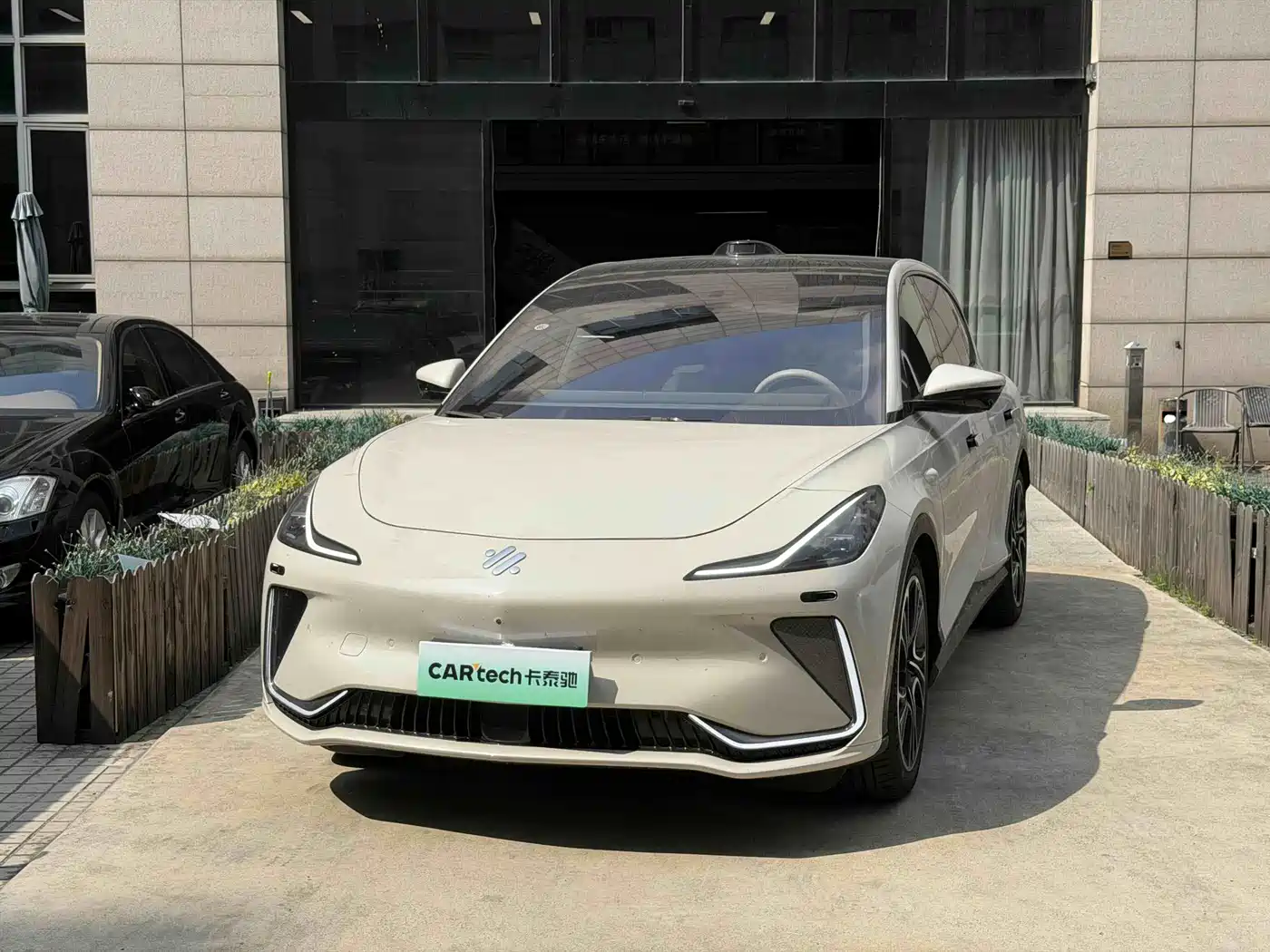 2025 IM Motors IM LS7