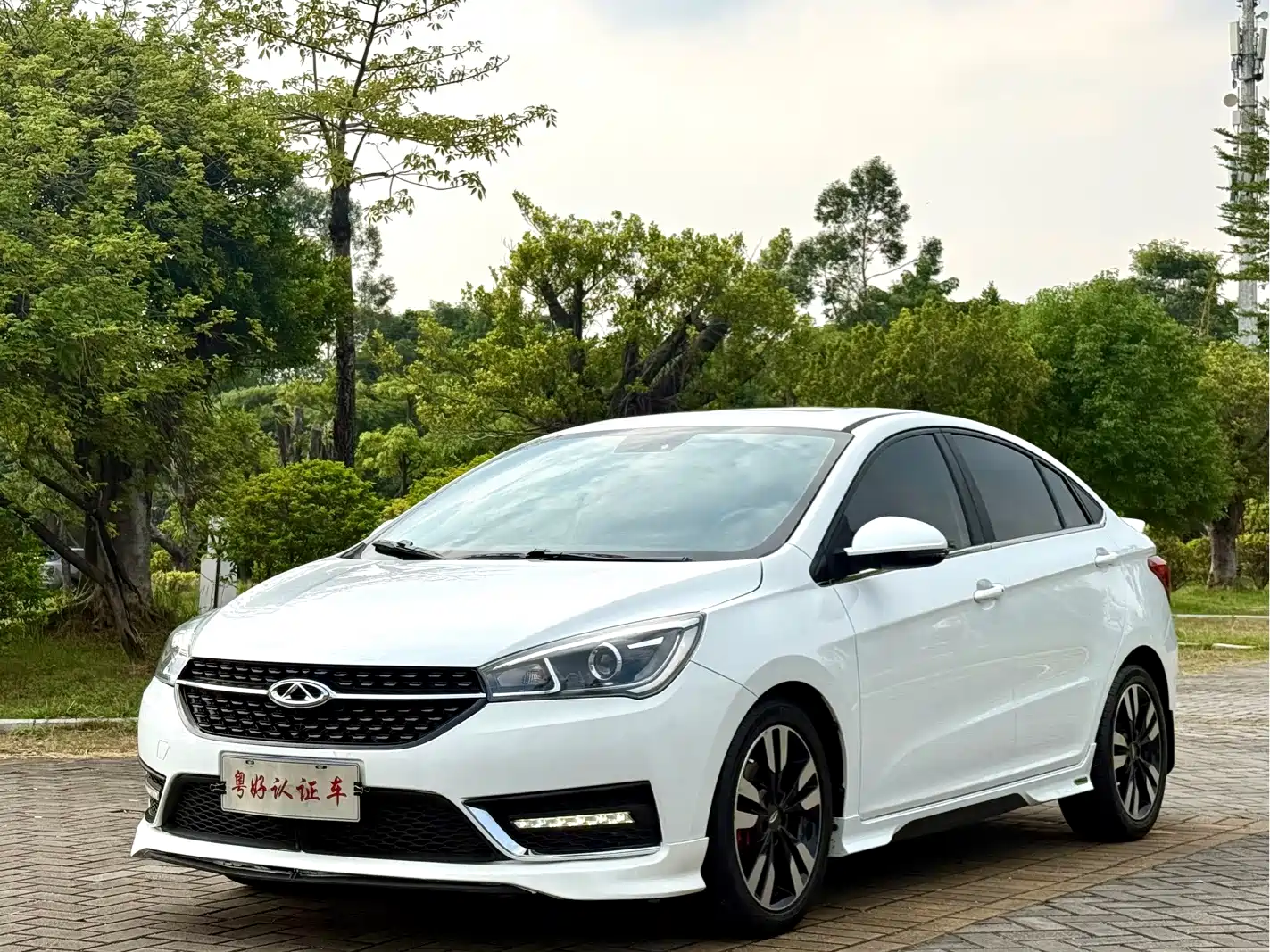 Photo 2 - Chery Arrizo 5