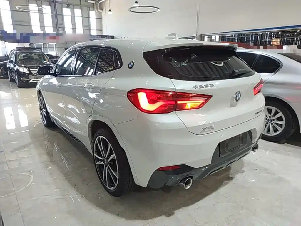Фото 5 - BMW X2