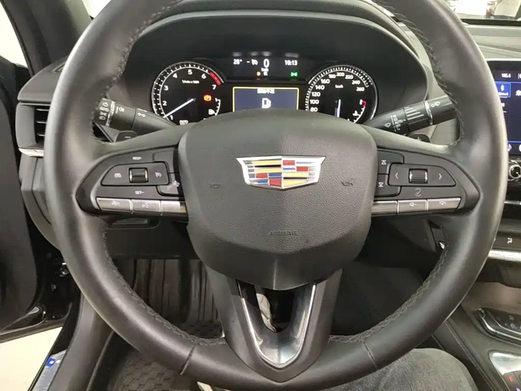Cadillac CT4 2024 2023 25T Luxury Model