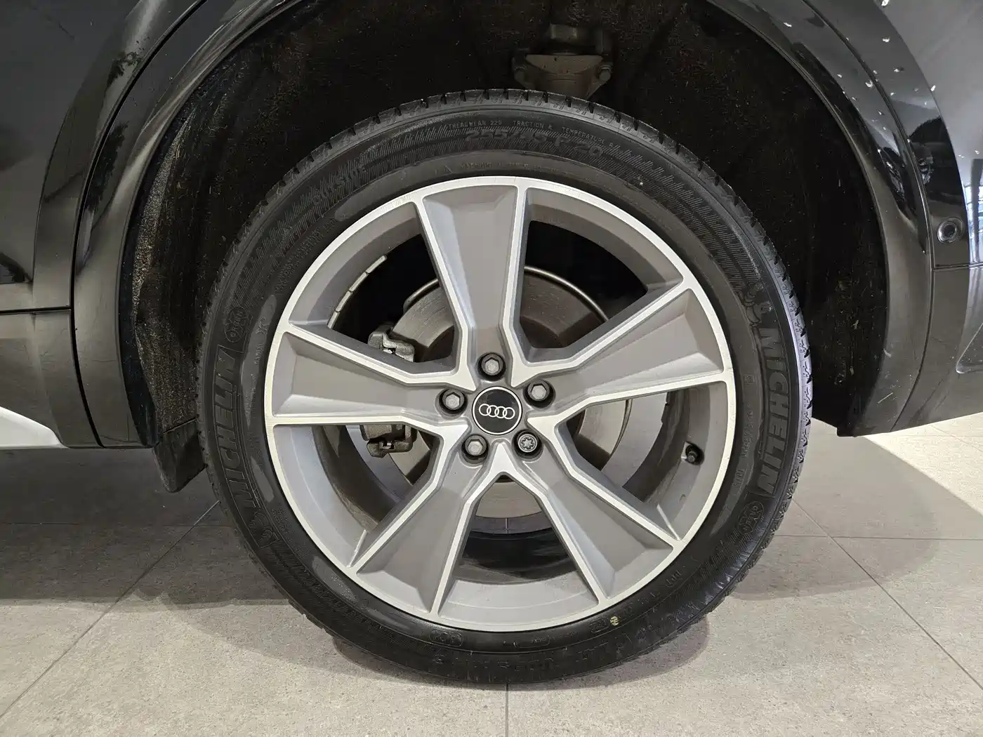 Audi Q5L 2022 40T Luxury Dynamic фото 22