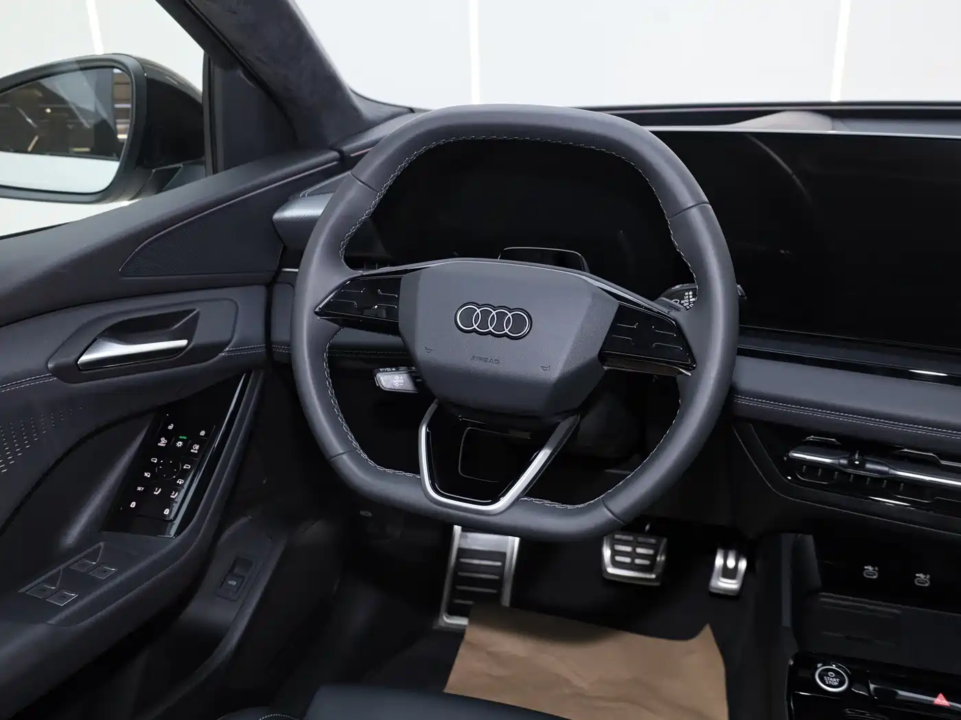 Audi Q6L e-tron 2025 Model Pioneer Edition фото 24
