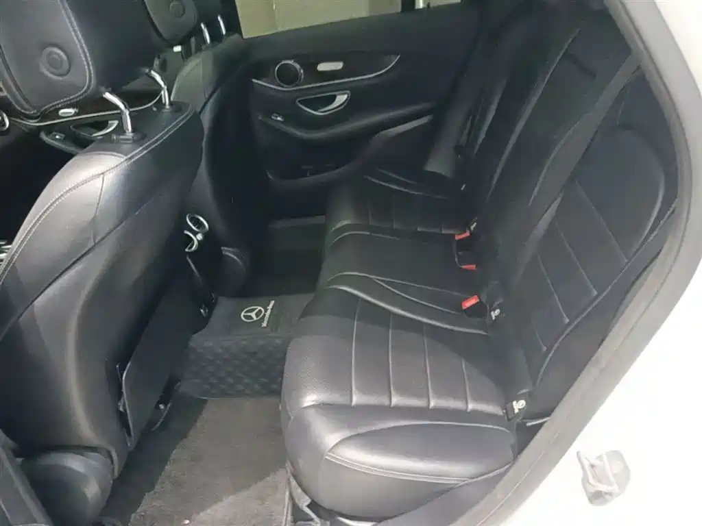 Mercedes-Benz GLC 2019 GLC 260 L 4MATIC Dynamic фото 17