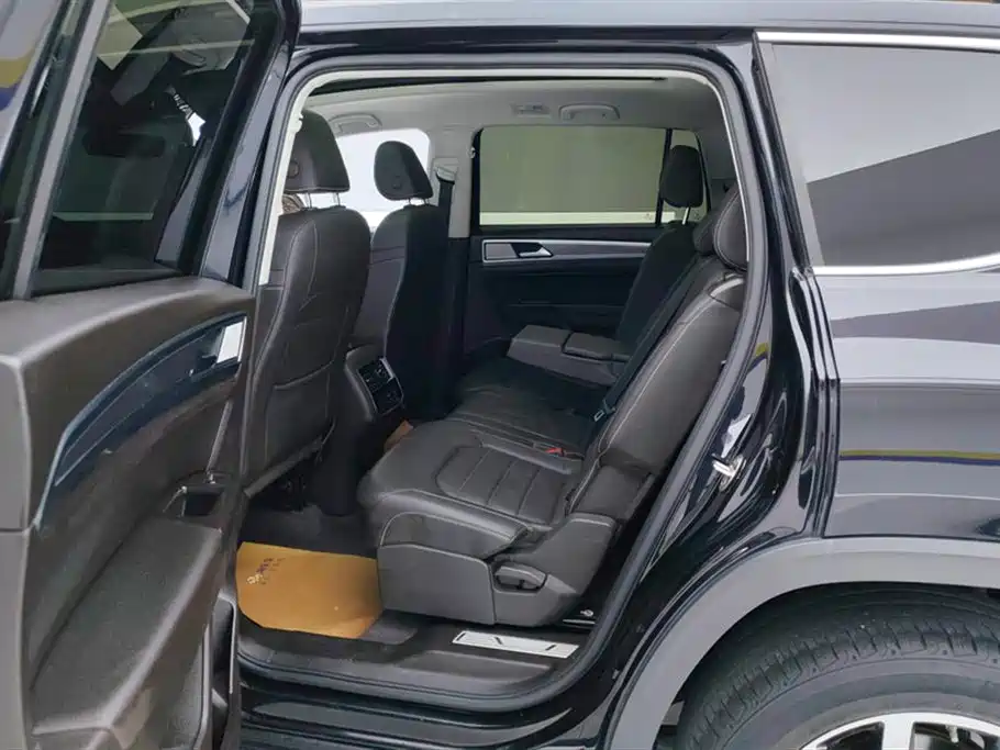 Volkswagen Teramont 2020 330TSI 2WD Luxury China VI фото 11