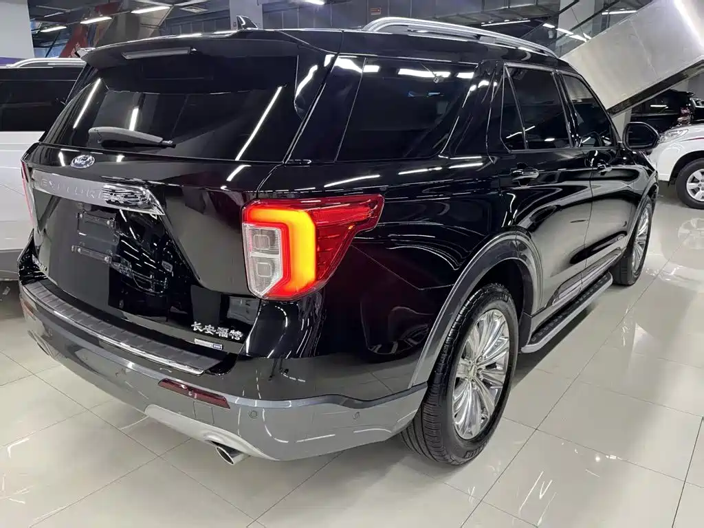 FORD EXPLORER