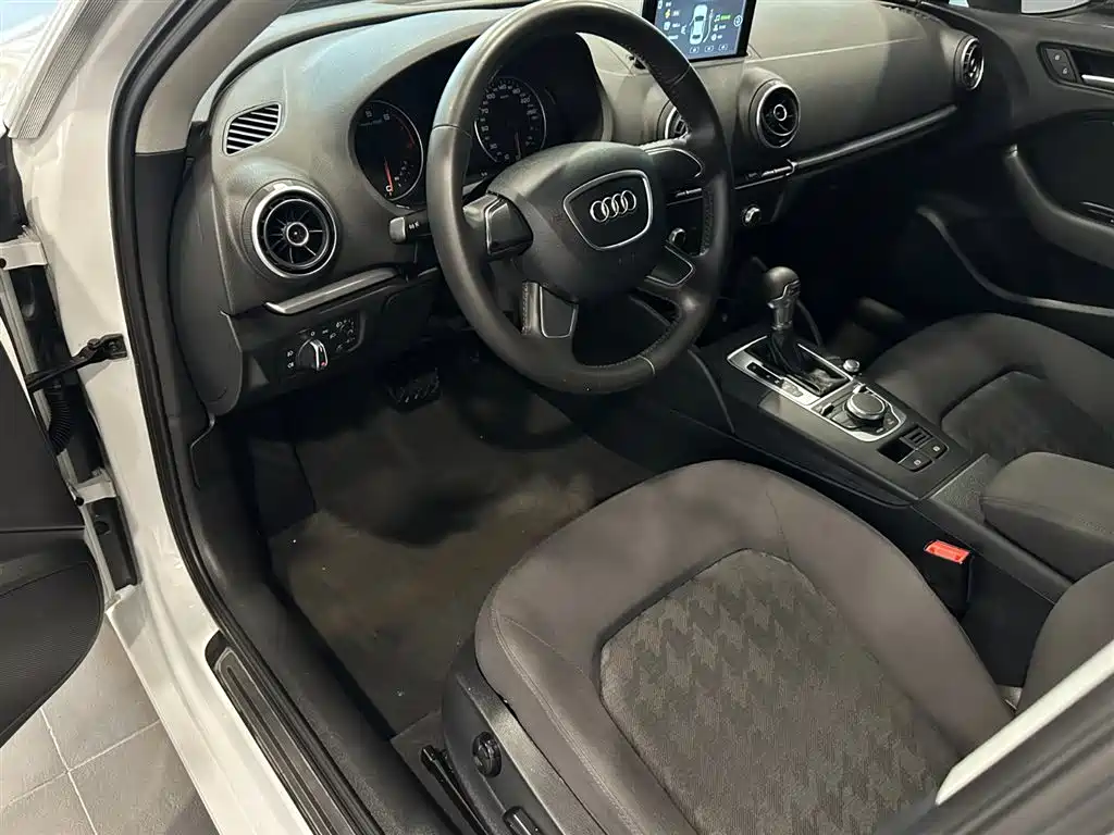 Фото 10 - Audi A3