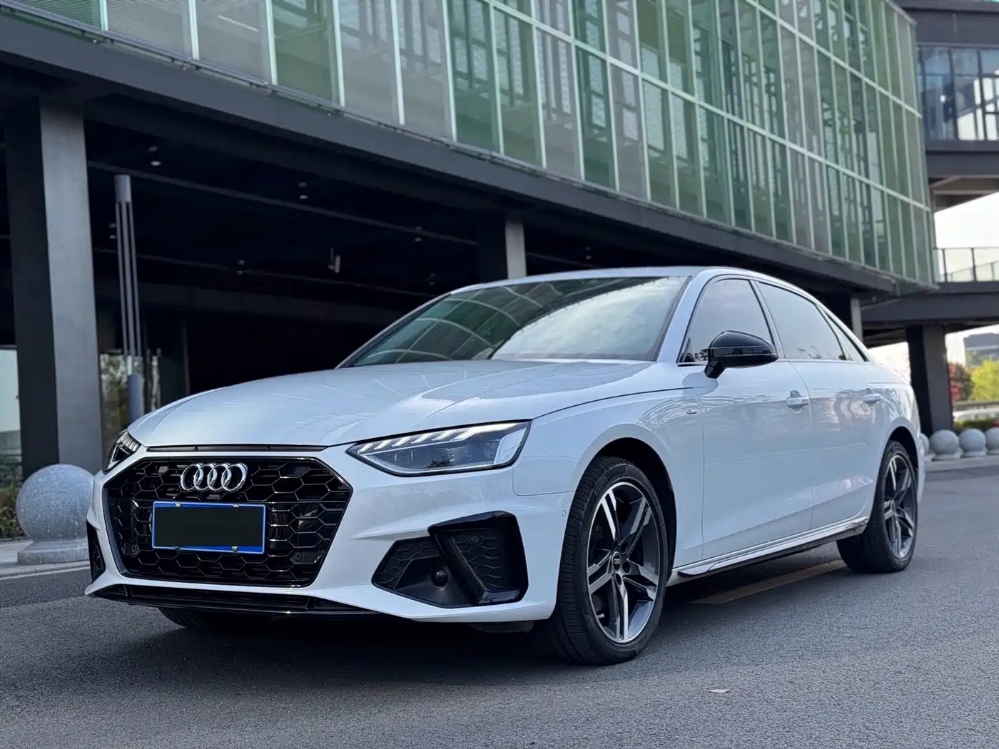 Audi A4L 2022 40 TFSI Luxury Dynamic