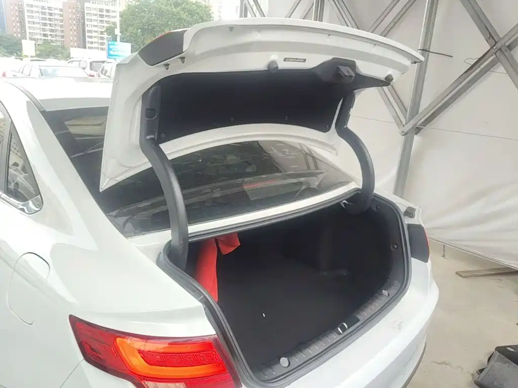 Geely Emgrand GL 2020 2020 1.4T CVT Luxury