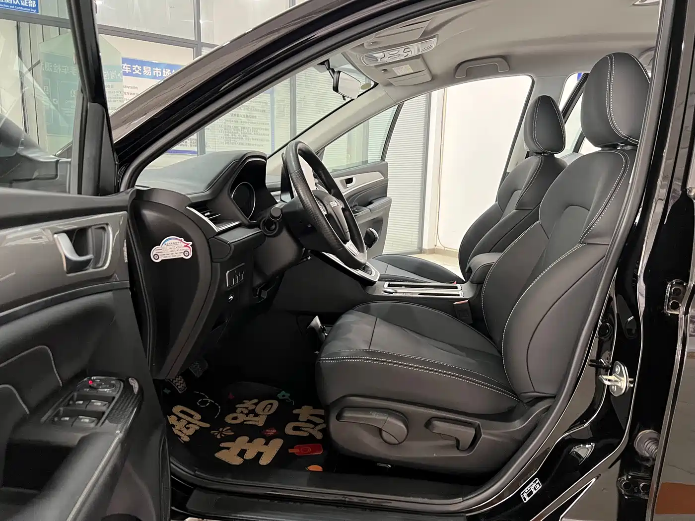 Haval M6 2023 PLUS 1.5T Manual Elite Smart Connect фото 8