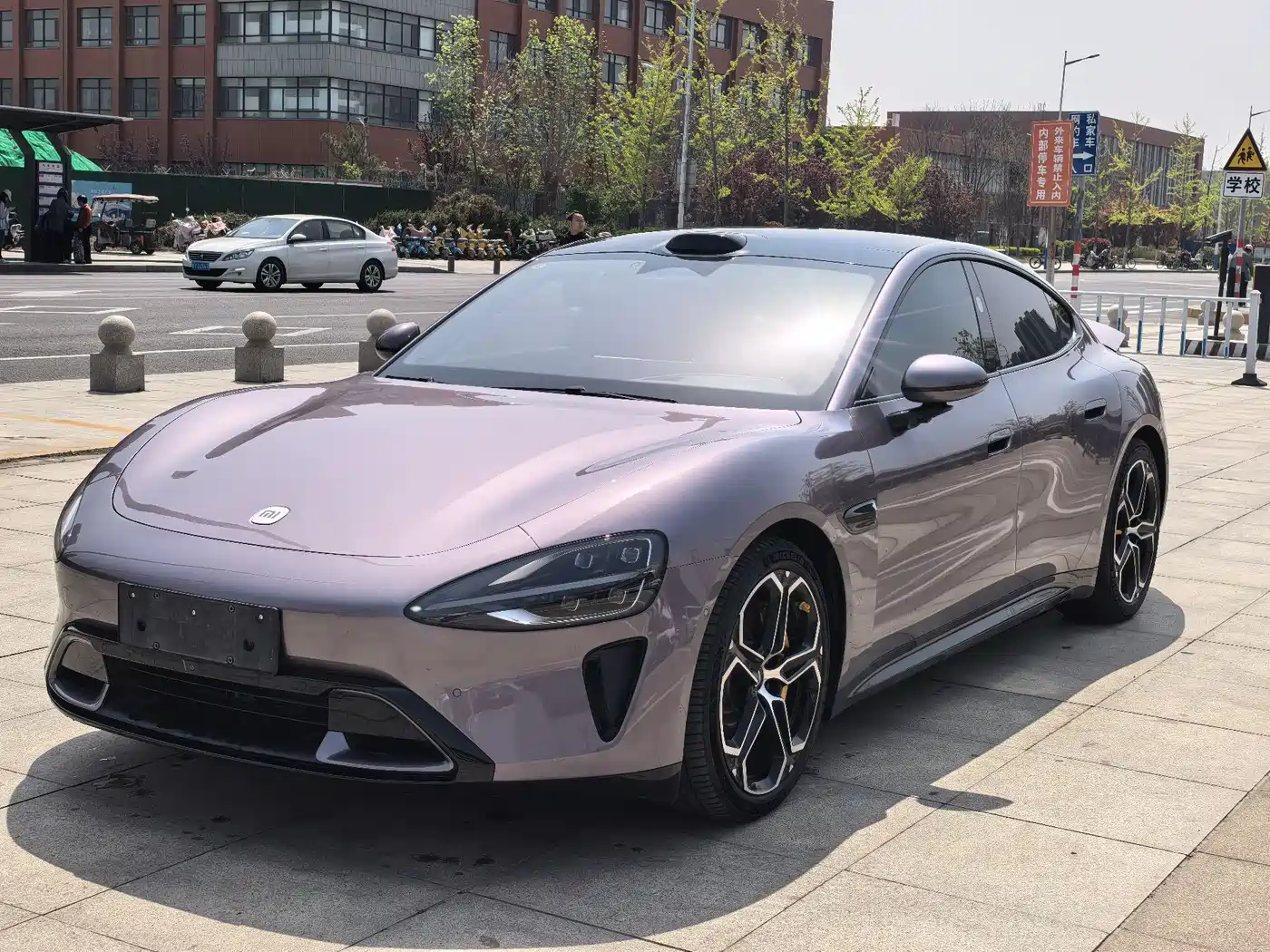 XIAOMI CAR XIAOMI SU7