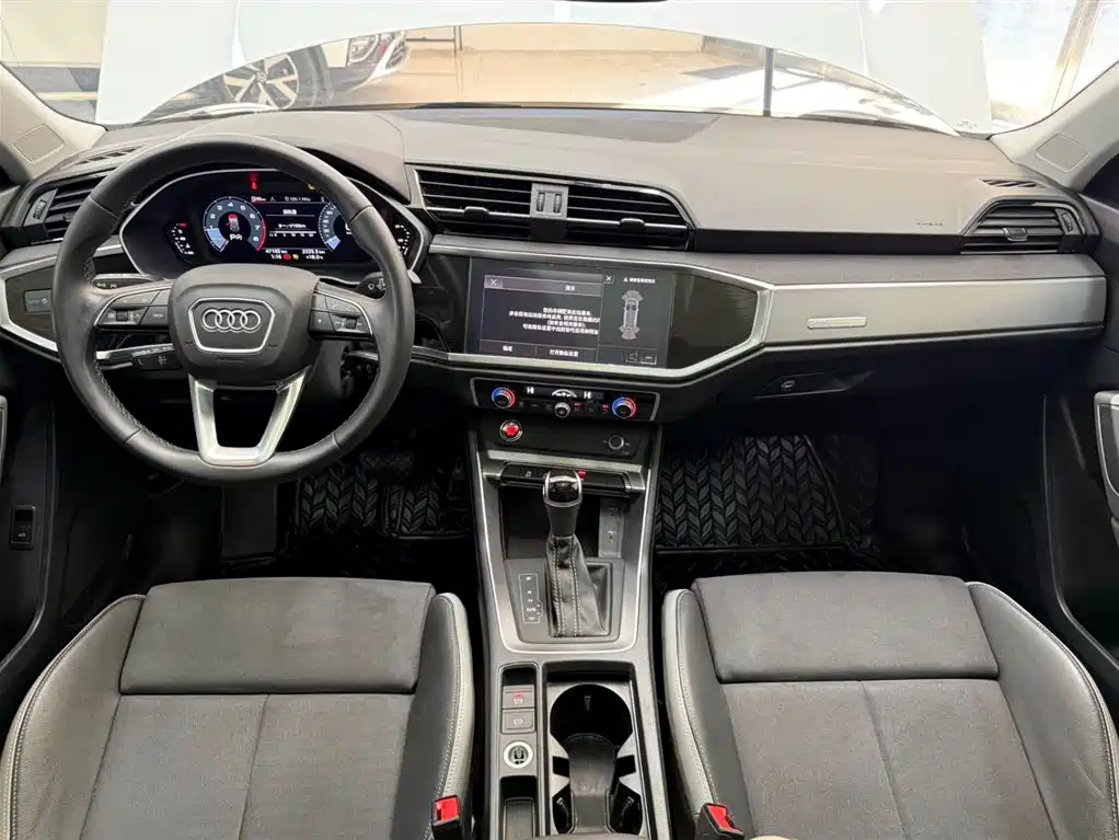 Audi Q3 2022 35 TFSI Progressive Dynamic фото 9