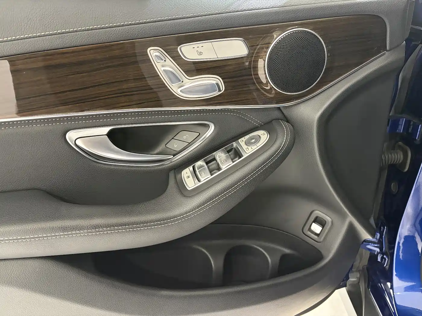 Mercedes-Benz GLC 2017 GLC 260 4MATIC Dynamic фото 8