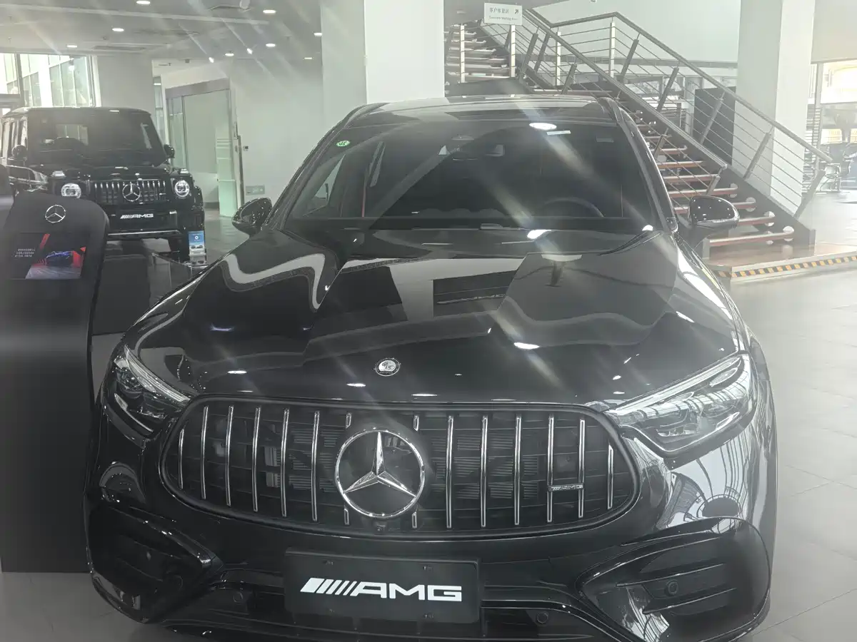 Mercedes-Benz GLC AMG 2026 AMG GLC 43 4MATIC фото 3