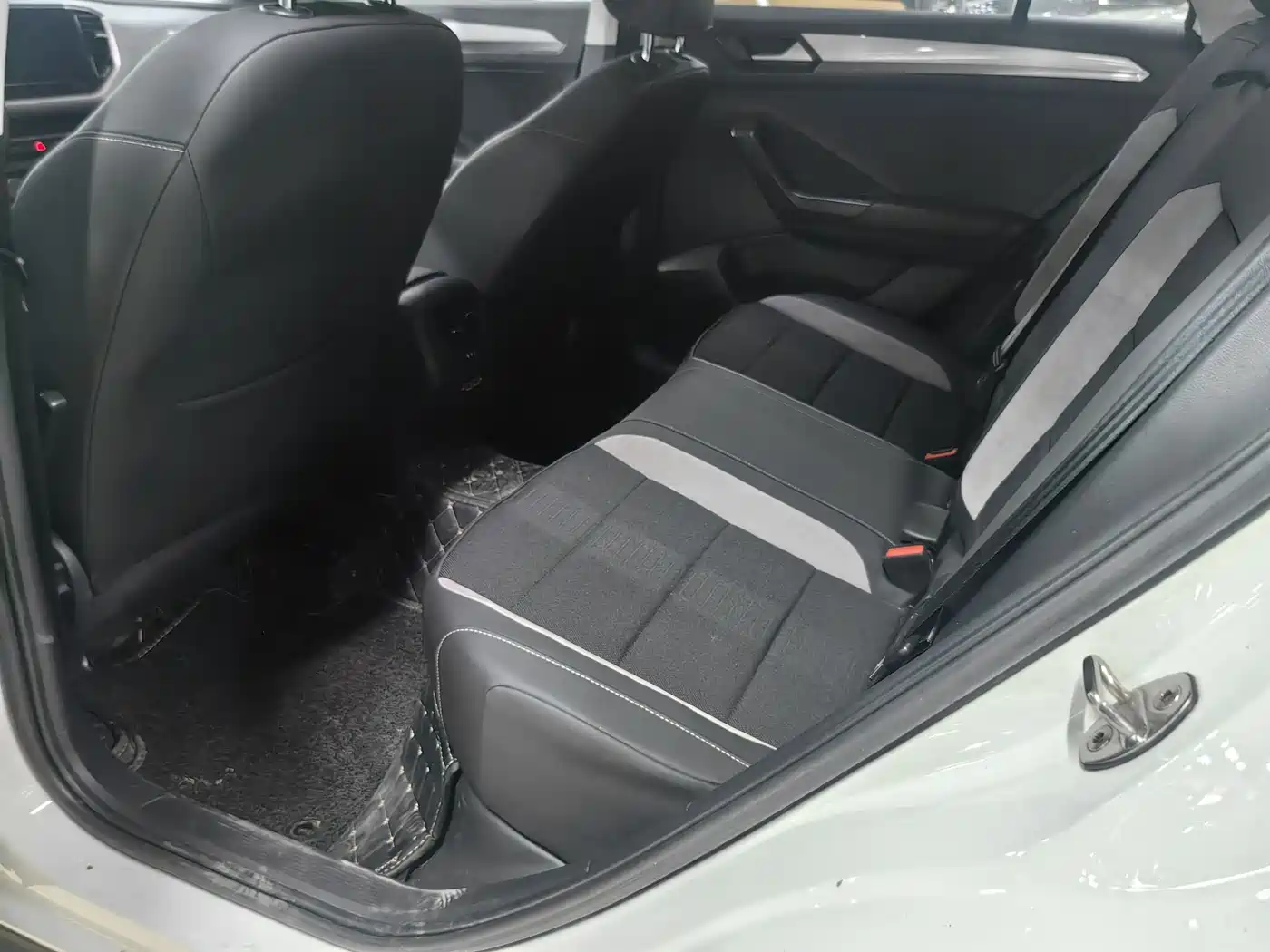 Volkswagen T-ROC 2021 280TSI DSG 2WD Elite Connected фото 8