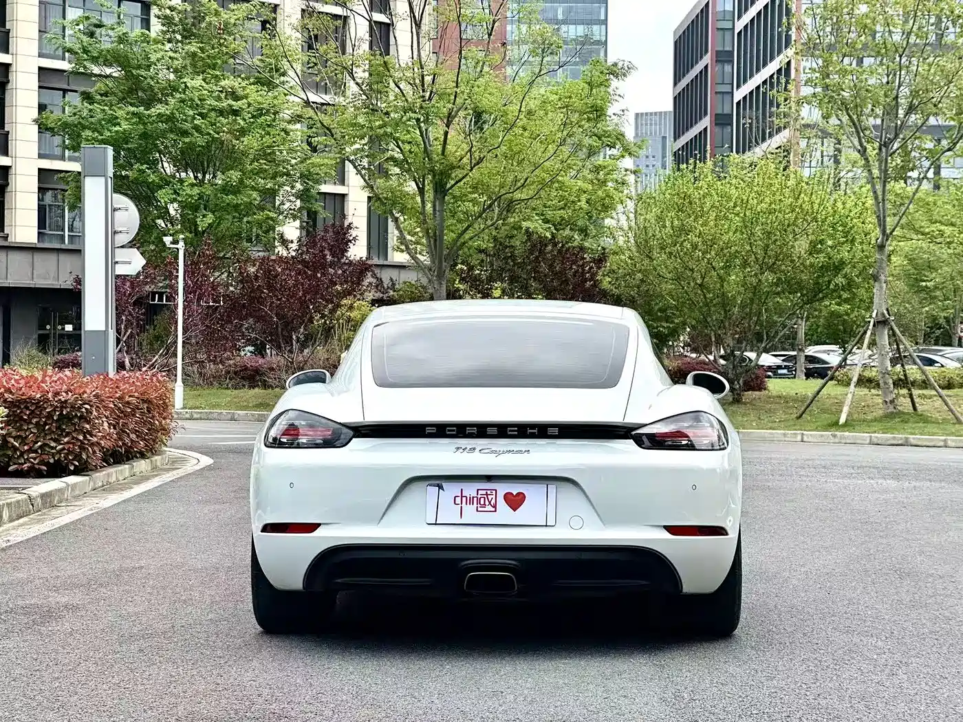 Porsche 718 2018 Cayman 2.0T фото 12