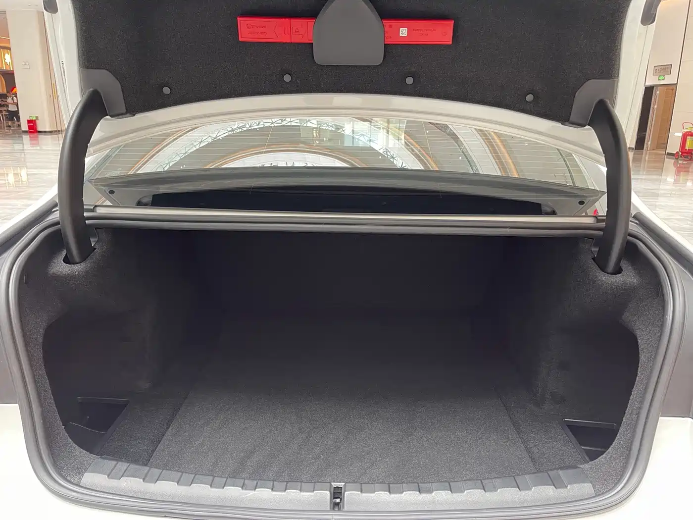 BMW 3 Series 2026 2025 325Li M Sport Package
