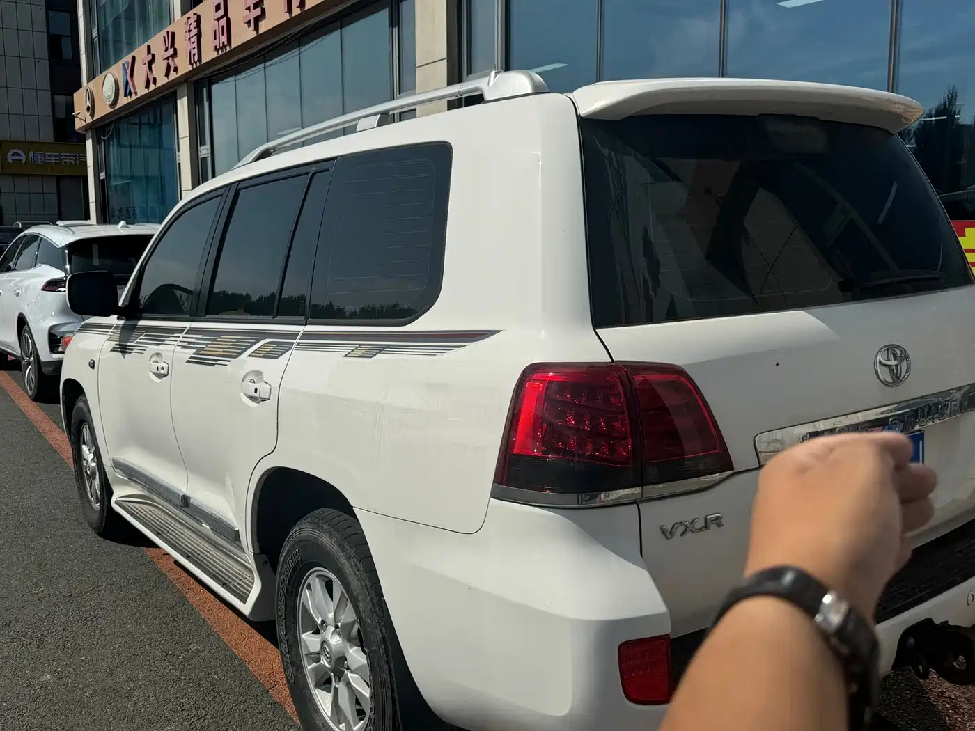 صورة 4 - Toyota Land Cruiser