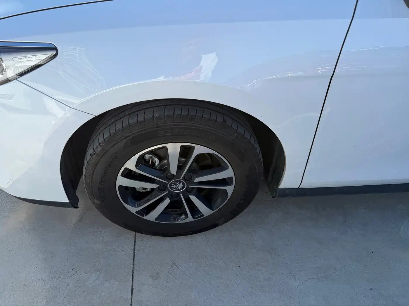 BYD Qin PLUS 2026 2026 Model DM-i 210KM Progressive Edition