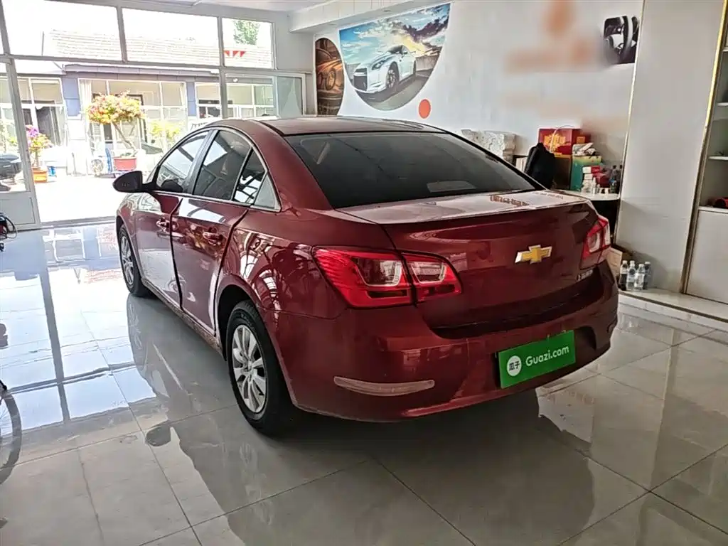 Chevrolet Cruze 2015 1.5L Classic SL MT фото 5