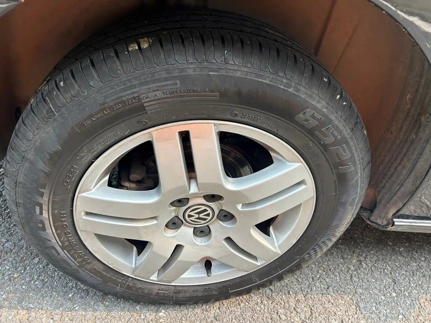 Volkswagen Bora 2011 2011 1.6L Automatic Fashion