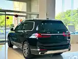 Photo 6 - BMW X7