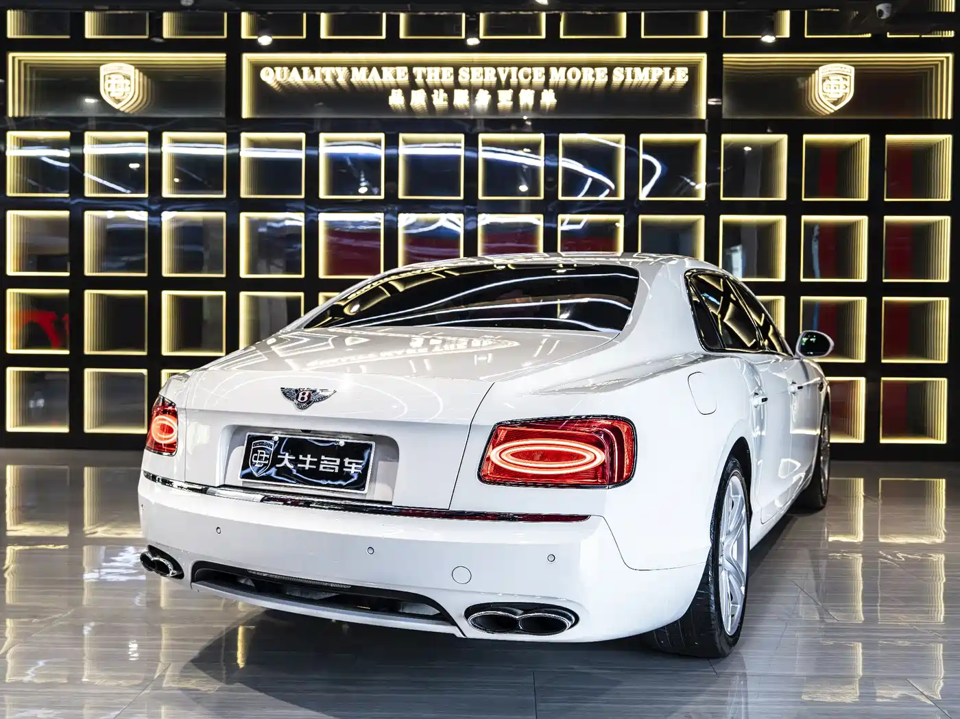 Bentley Flying Spur 2014 4.0T V8 Prestige Edition фото 6