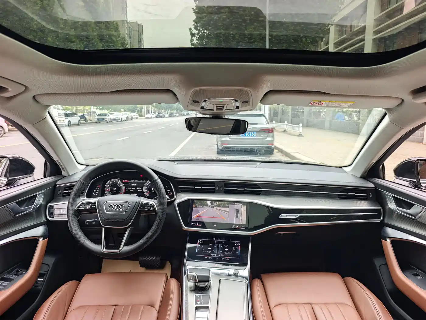 Фото 5 - Audi A6L