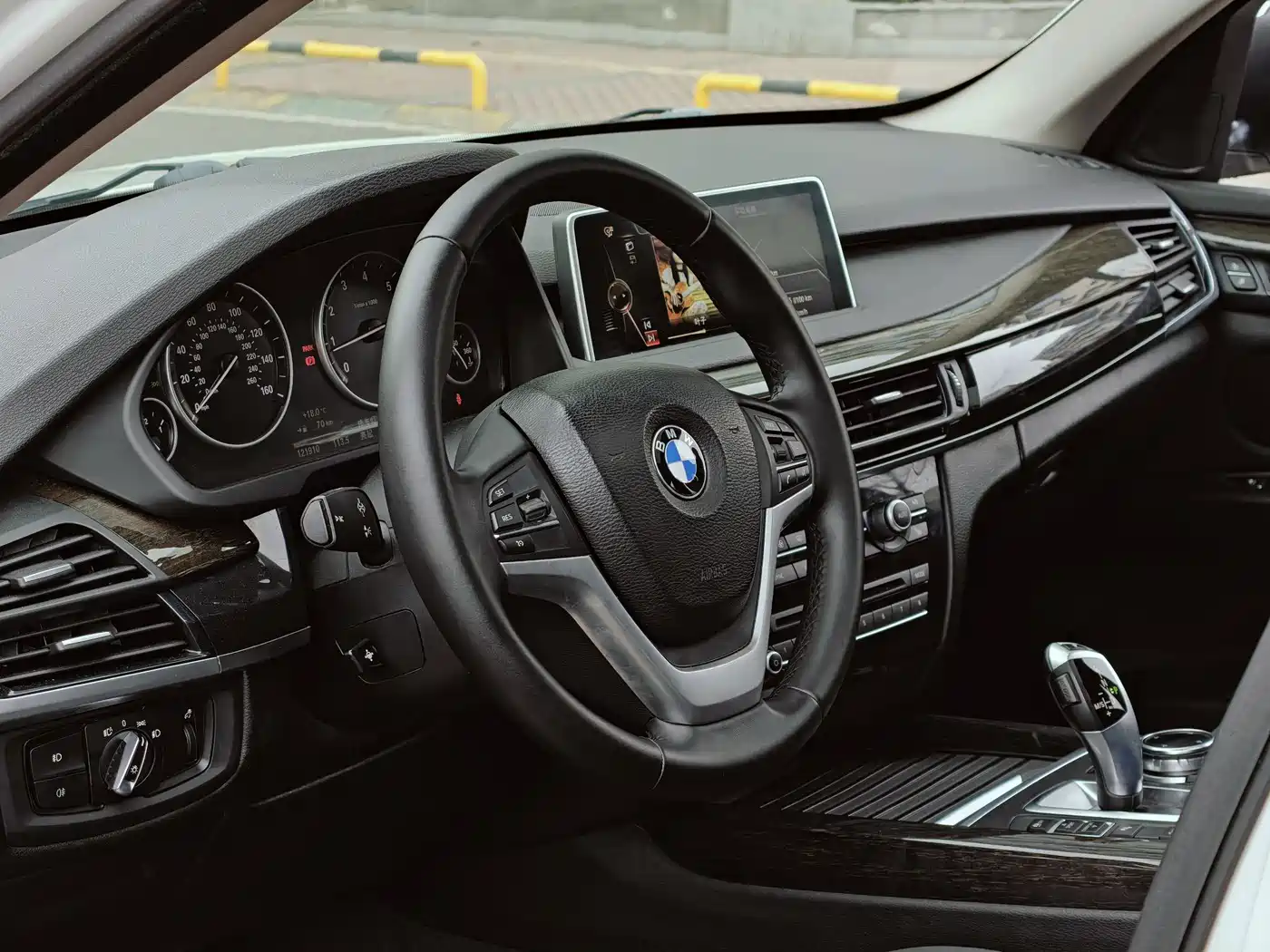 BMW X5 (Import) фото 8