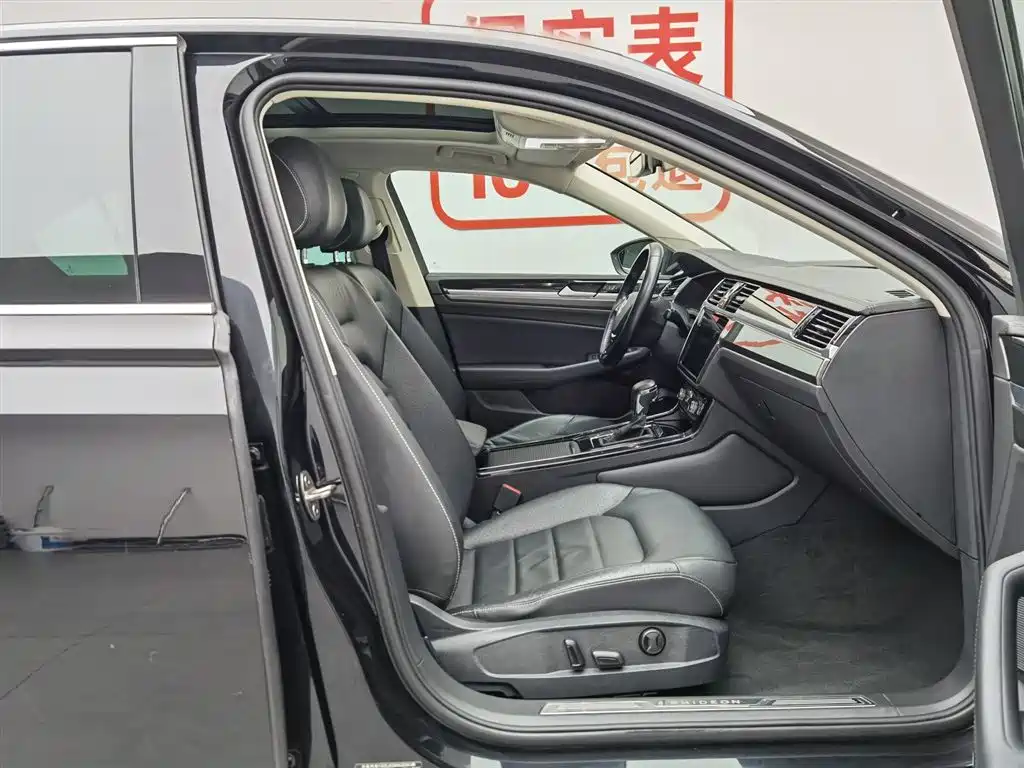 Volkswagen Phideon 2019 380TSI 2WD Business Edition China VI фото 23
