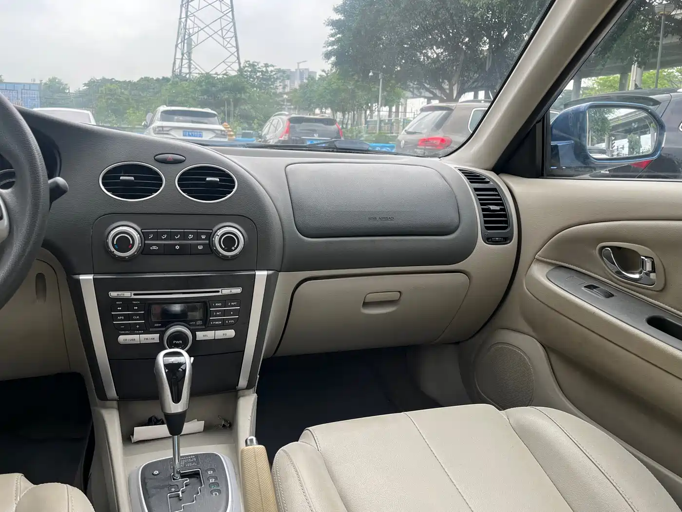 Soueast V3 Lingyue 2010 2010 1.5L CVT Flagship